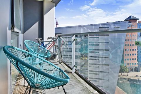 undefined, Millennium Tower, 250 The Quays, Salford, M50
