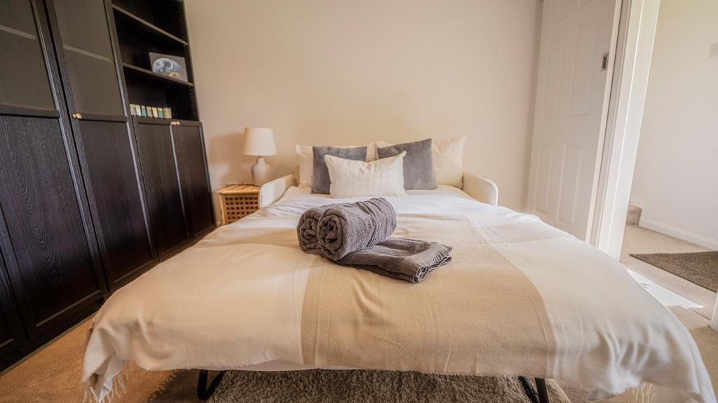 Mastewr Bedroom