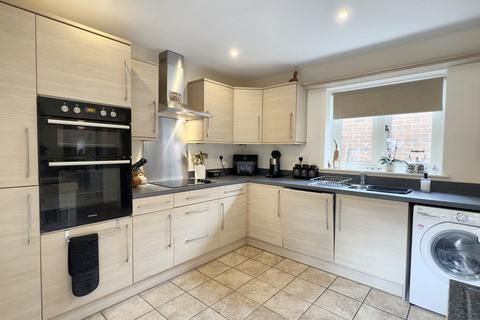 undefined, Cademan Street, Whitwick, LE67