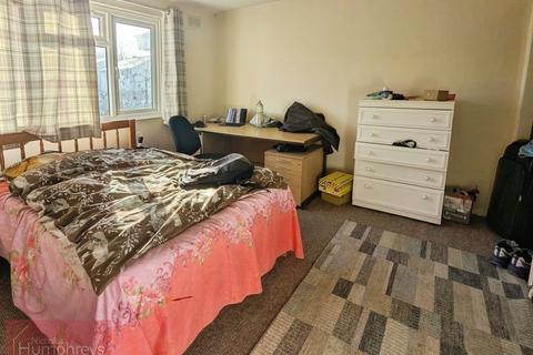 undefined, St Lukes Court, Hatfield AL10