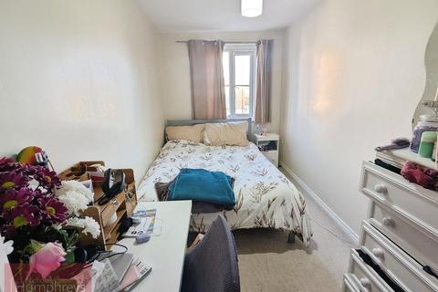 undefined, St Lukes Court, Hatfield AL10