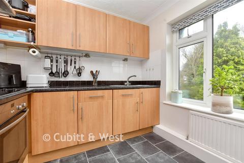 2 bedroom flat for sale, Devonshire House, Sutton SM2
