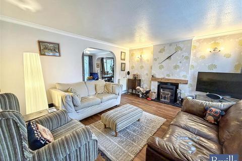 4 bedroom detached house for sale, Pond End Road, Sonning Common Reading RG4
