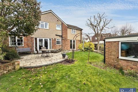 4 bedroom detached house for sale, Pond End Road, Sonning Common Reading RG4