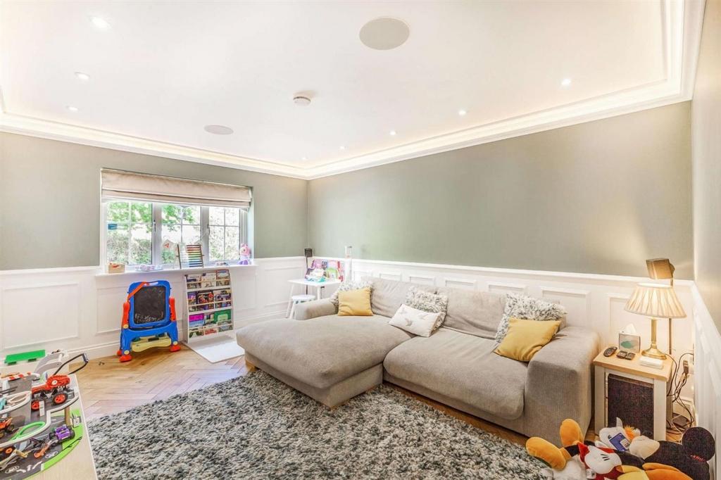 8515693-interior06-800.jpg