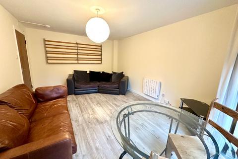 2 bedroom flat to rent, Kent Road, Charing Cross, Glasgow, G3