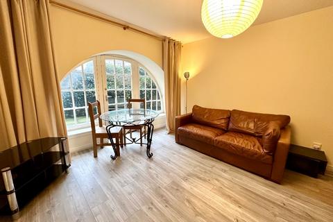 2 bedroom flat to rent, Kent Road, Charing Cross, Glasgow, G3
