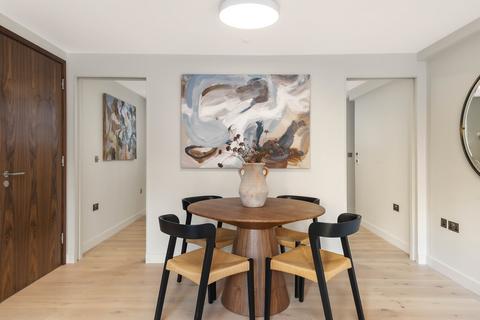 1 bedroom flat for sale, Dilke Street, London SW3