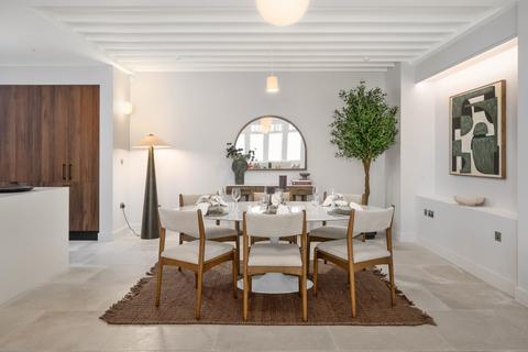 undefined, Dilke Street London SW3