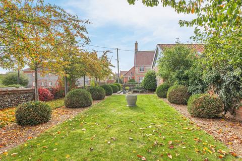 2 bedroom detached house for sale, Converted Norfolk Barn with Gardens, Vaulted Ceilings and Near the Coast