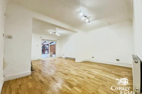 3 bedroom semi-detached house to rent, St. Mary's Road, London, N9