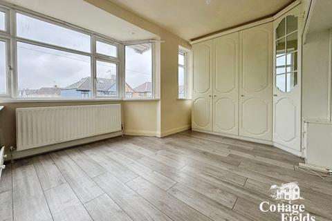 3 bedroom semi-detached house to rent, St. Mary's Road, London, N9