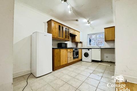 3 bedroom semi-detached house to rent, St. Mary's Road, London, N9