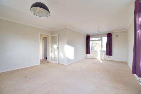 2 bedroom apartment for sale, Downham Court, Long Lodge Drive, WALTON-ON-THAMES, KT12