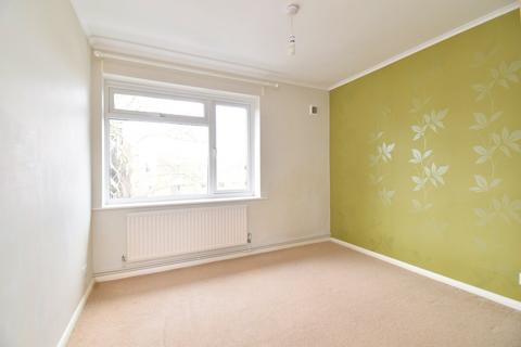 2 bedroom apartment for sale, Downham Court, Long Lodge Drive, WALTON-ON-THAMES, KT12