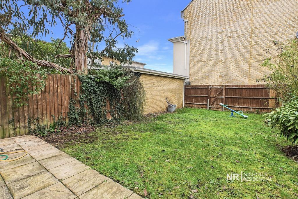 Garden Extra Photo