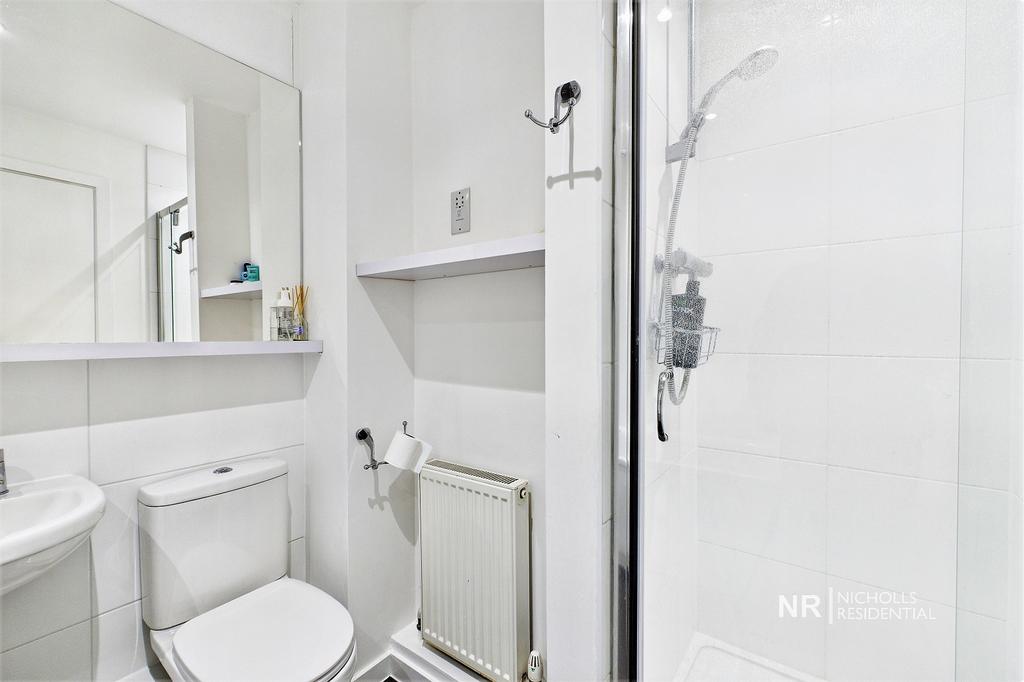 Bathroom Extra Photo