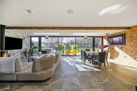4 bedroom detached house for sale, Station Road, Pluckley, Ashford, Kent, TN27