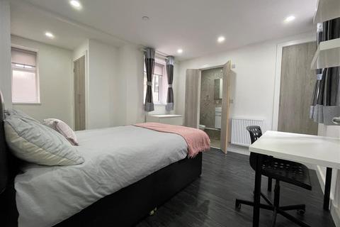 2 bedroom apartment to rent, The Walk, Cardiff