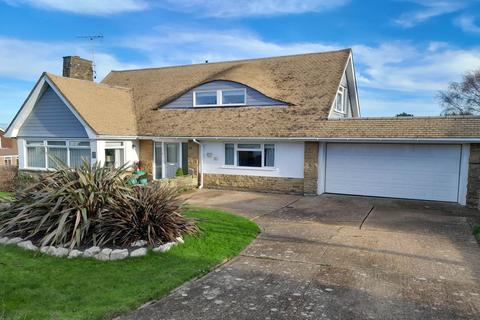 4 bedroom detached house for sale, Foredown Close, Eastbourne, BN20 8DD