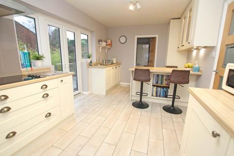 4 bedroom detached house for sale, Foredown Close, Eastbourne, BN20 8DD