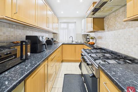 undefined, Kingsway, Luton LU1
