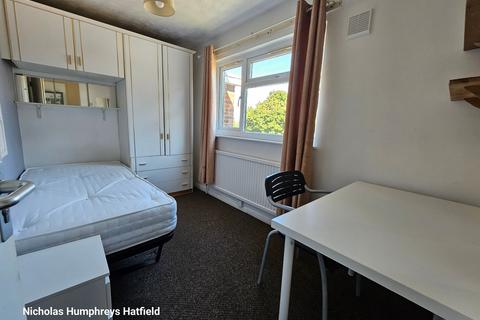 undefined, Indells, Hatfield AL10