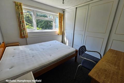 undefined, Indells, Hatfield AL10