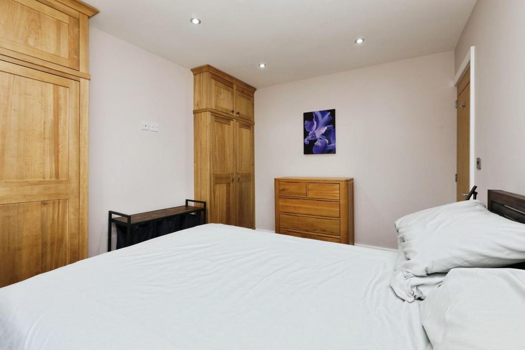Bedroom No.1