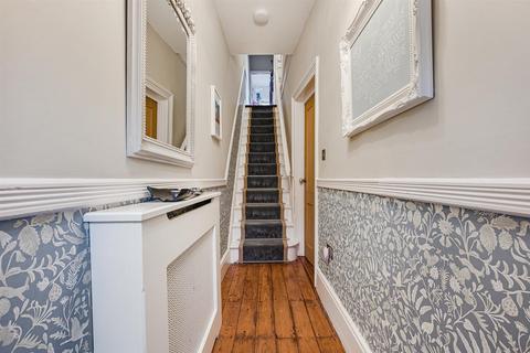 4 bedroom end of terrace house for sale, Woodfield Road, Broadheath, Altrincham