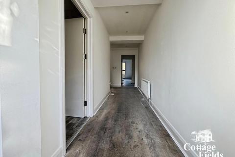 3 bedroom semi-detached house to rent, Baxter Road, London, N18