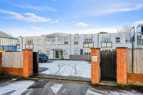 undefined, Chantry Mews, Reigate RH2