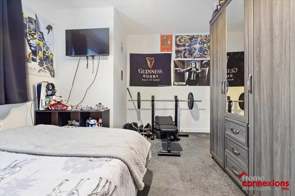 Bedroom Three (2)