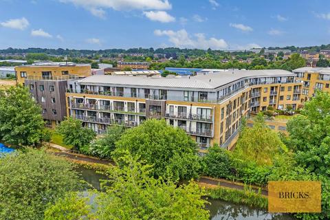 Smeaton Court, Hertford SG13