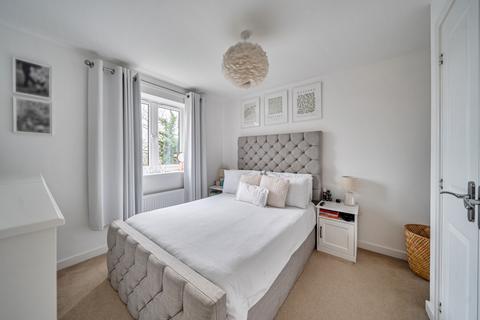 undefined, Jordan Grove, Alton, Hampshire, GU34