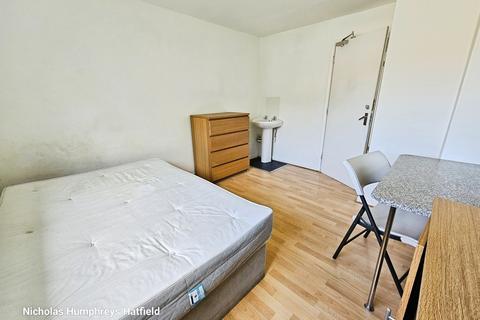 undefined, High Dells, Hatfield AL10
