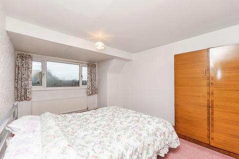 2 bedroom bungalow for sale, Everdale Mount, Pontefract WF9
