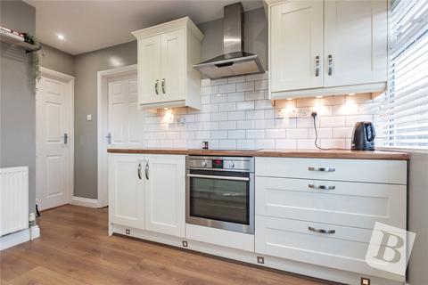 3 bedroom semi-detached house for sale, Berkeley Drive, Hornchurch, RM11