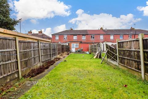 3 bedroom terraced house for sale, Mangravet Avenue, Maidstone, Kent