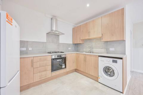 2 bedroom maisonette to rent, Rosebery Road, N10, Muswell Hill, London, N10