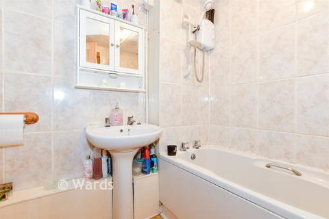undefined, Mangravet Avenue, Maidstone ME15