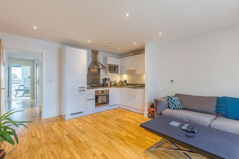 2 bedroom flat to rent, Empire Reach, Greenwich SE10
