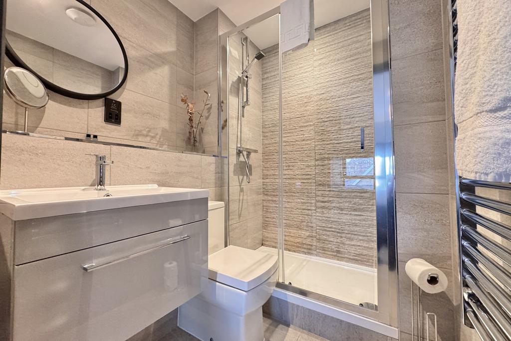 Ensuite