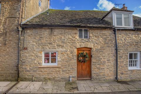2 bedroom terraced house for sale, Gastons Road, Malmesbury, SN16