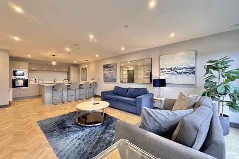2 bedroom flat for sale, The Moorwell, Windsor Road, Penarth