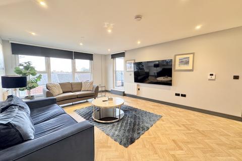 2 bedroom flat for sale, The Moorwell, Windsor Road, Penarth