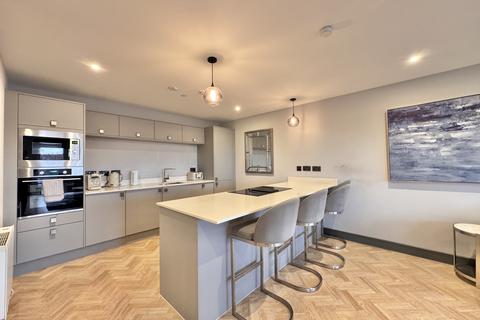 2 bedroom flat for sale, The Moorwell, Windsor Road, Penarth