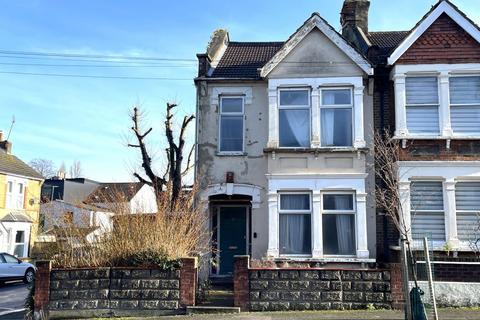 22 Cavendish Drive, Leytonstone, E11 1DN