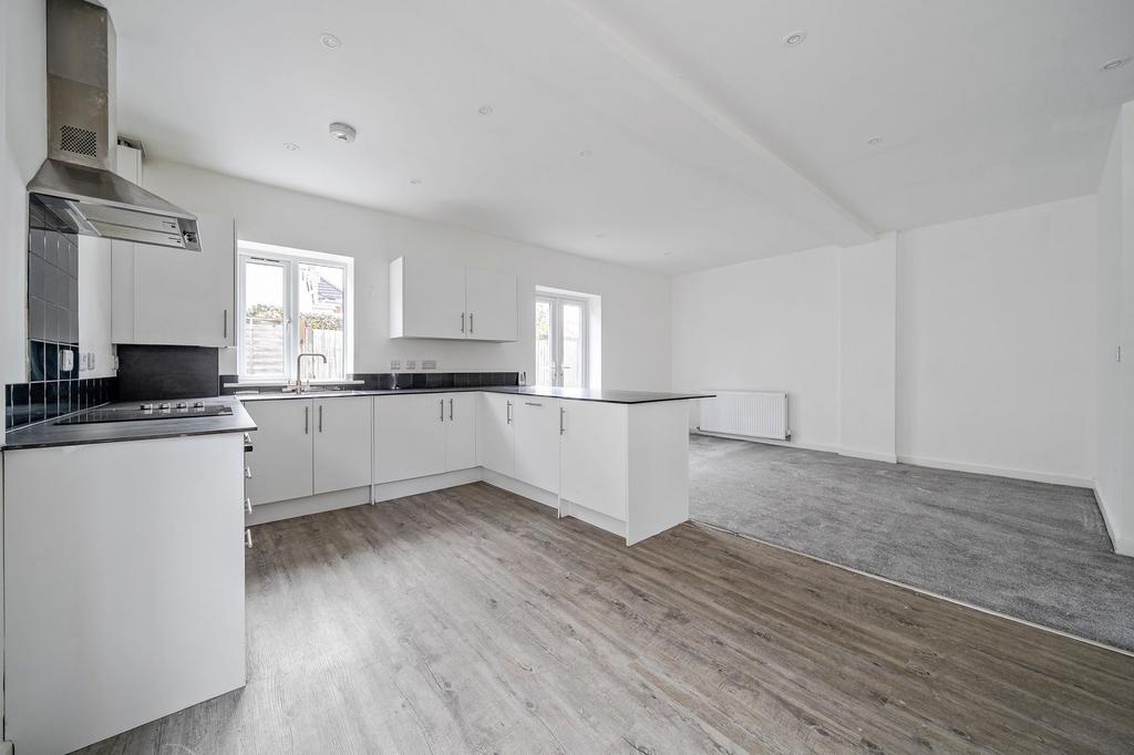 Kitchen / Living Room