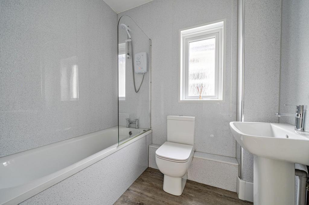 Ground floor family bathroom